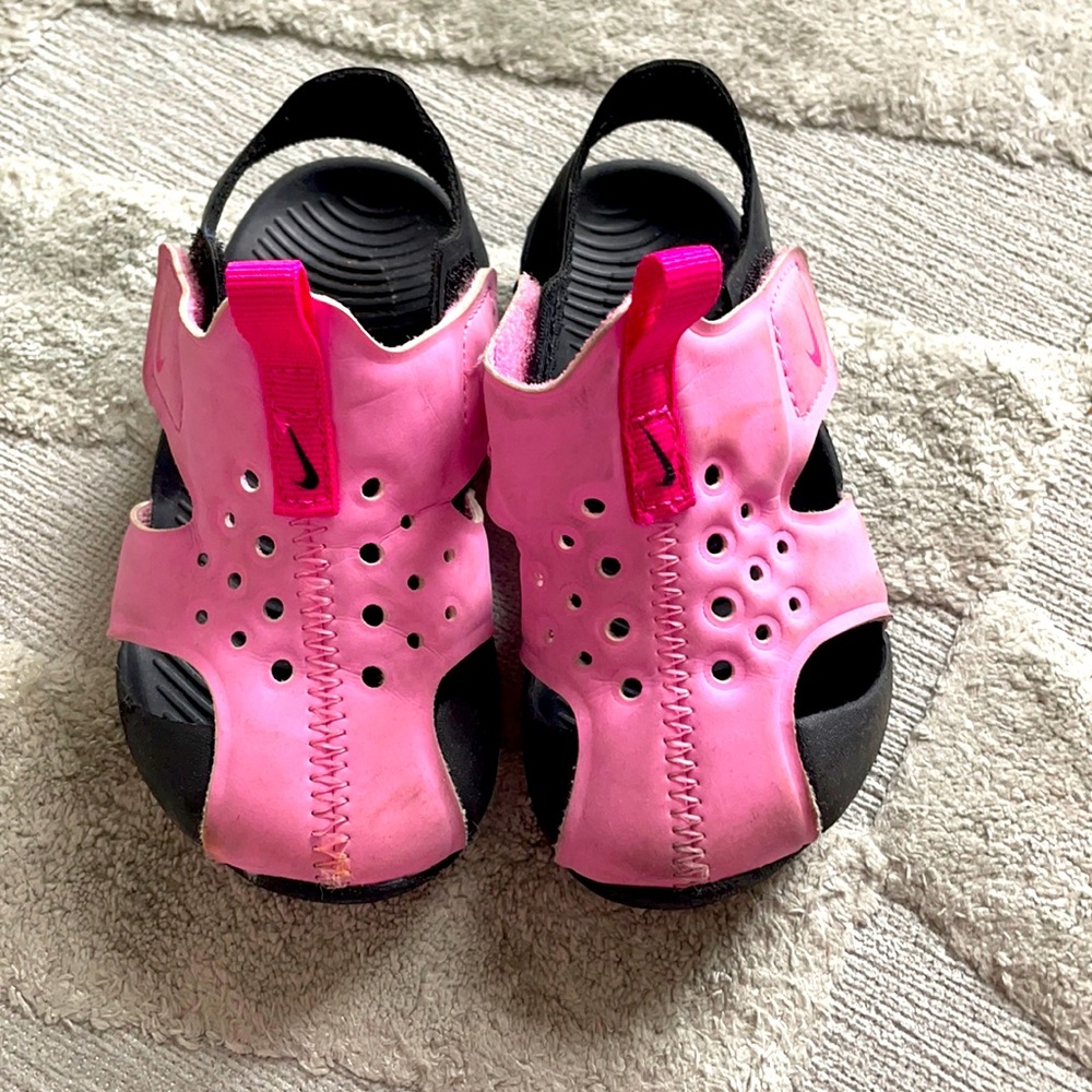 Nike Sunprotect Pink Sandals